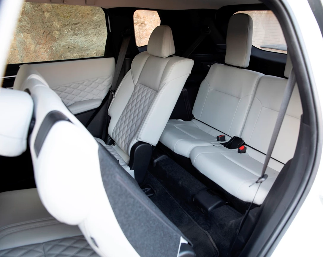 1654054-מיצובישי אאוטלנדר0J6A9215.jpg