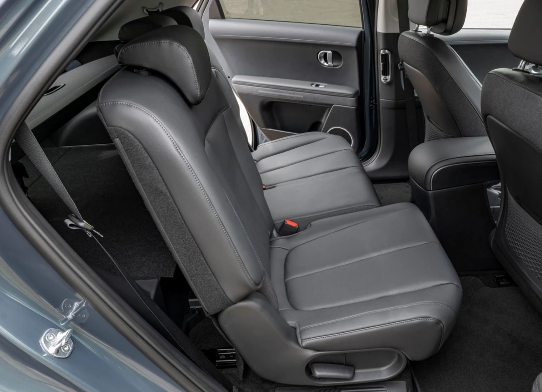 1673369-Hyundai-Ioniq_5-2023-08.jpg