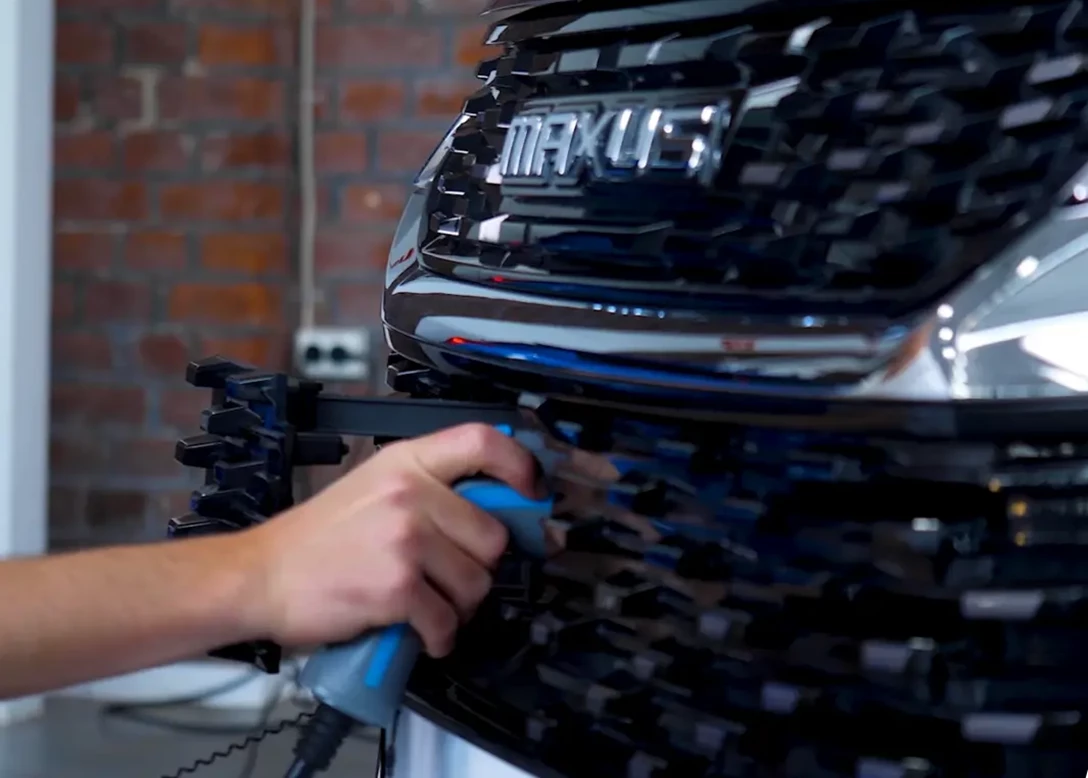 1665369-Maxus_Euniq 5-2022-10.jpg