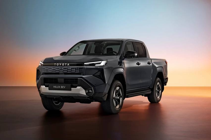 2025toyotahiluxbevhero1.jpg