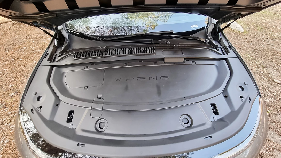 xpeng g6 fl (13)-min.jpg