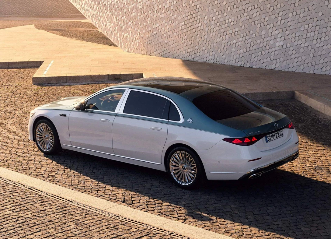 Mercedes-Benz-S-Class_Maybach-2026-04.jpg