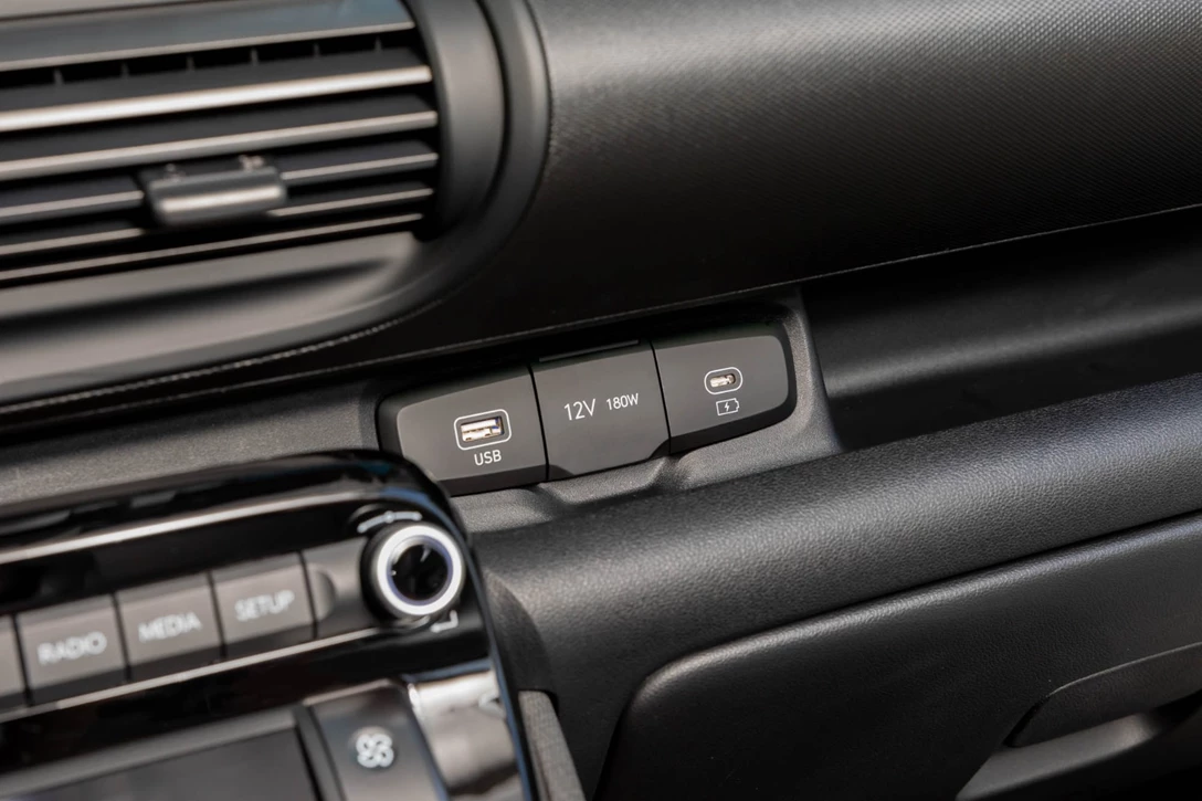 1703773-INSTER Static _60.jpg