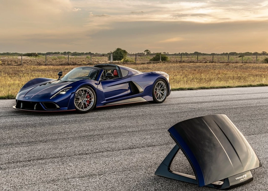 1665472-Hennessey-Venom_F5_Roadster-2023-1280-03.jpg