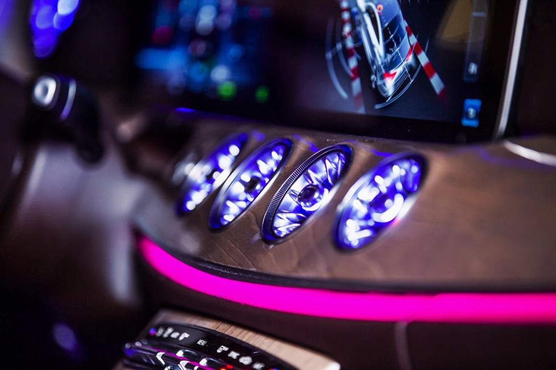 1609086-13-CLS 017.jpg