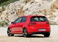 1670411-Volkswagen-Golf_GTI-2014-02.jpg