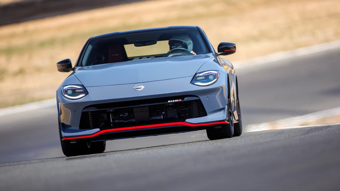 1685583-2024 Z NISMO_T-23-min.jpg