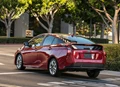 1643718-Toyota-Prius-2016-04.jpg