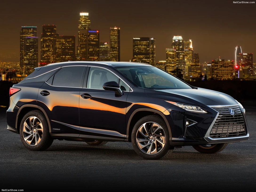 1588342-Lexus-RX 1.jpg