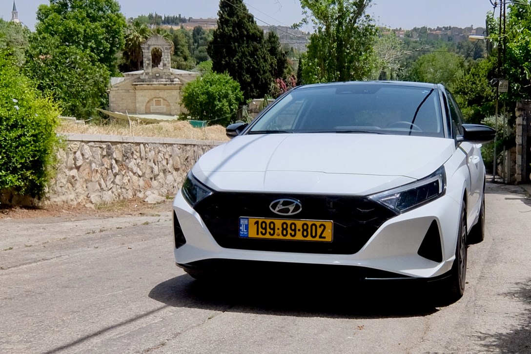 1643643-יונדאי i20 מבחן דרכים - 5.jpeg