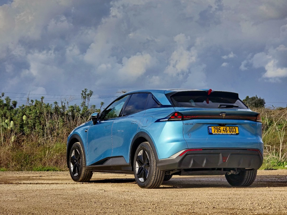 1705634-deepal (79).jpg