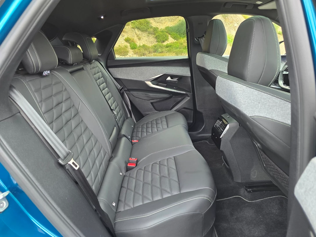 1707002-suv (124).jpg