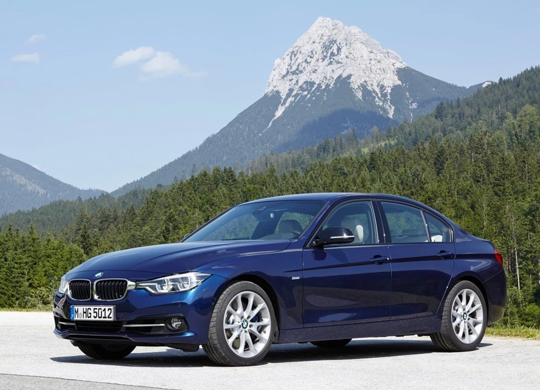 1651379-BMW-3-Series-2015-01.jpg