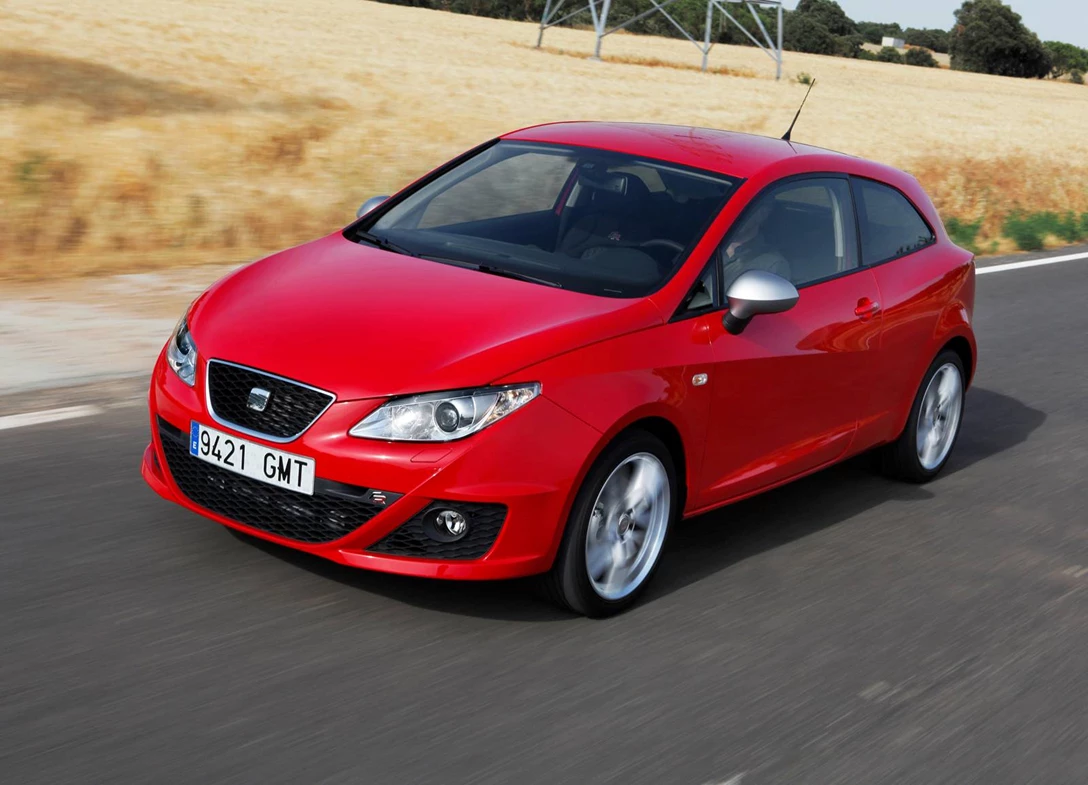 Seat-Ibiza-2009-2012-12.jpg