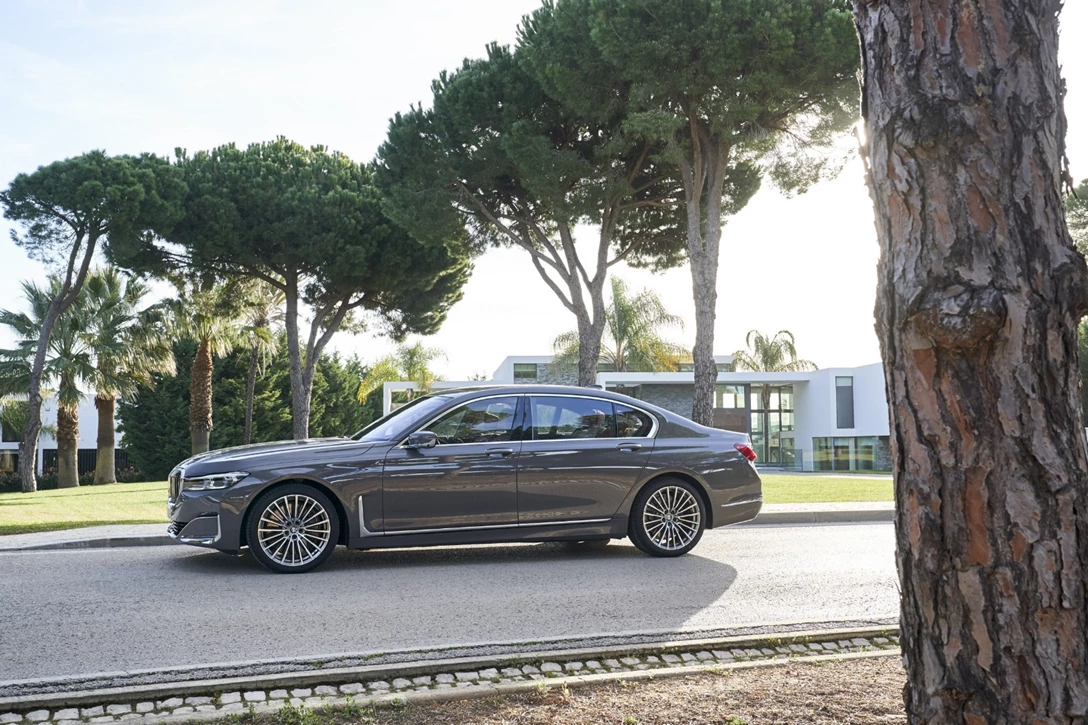 1614639-01-במוו סדרה 7 החדשה - מתיחת פנים (20).JPG