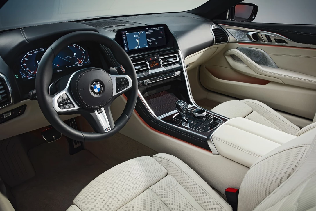 1606116-P90328275_highRes_the-new-bmw-8-series.jpg