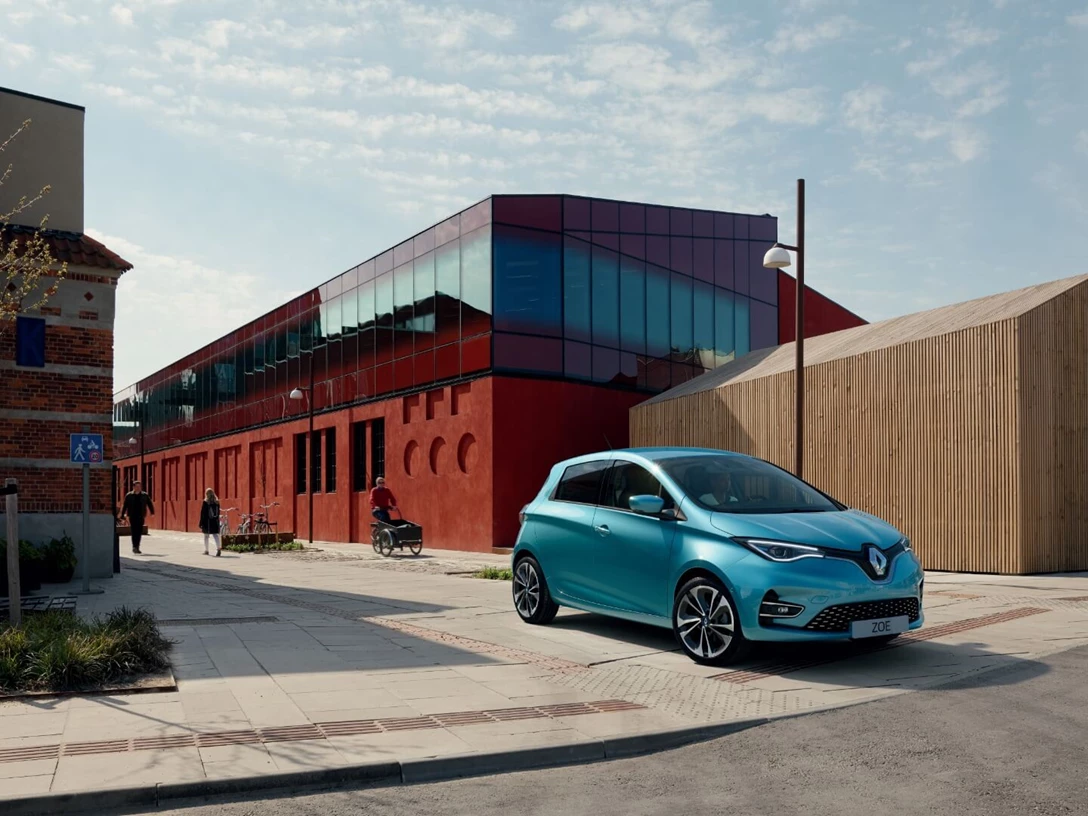 1618072-21227980_2019_-_New_Renault_ZOE.jpg