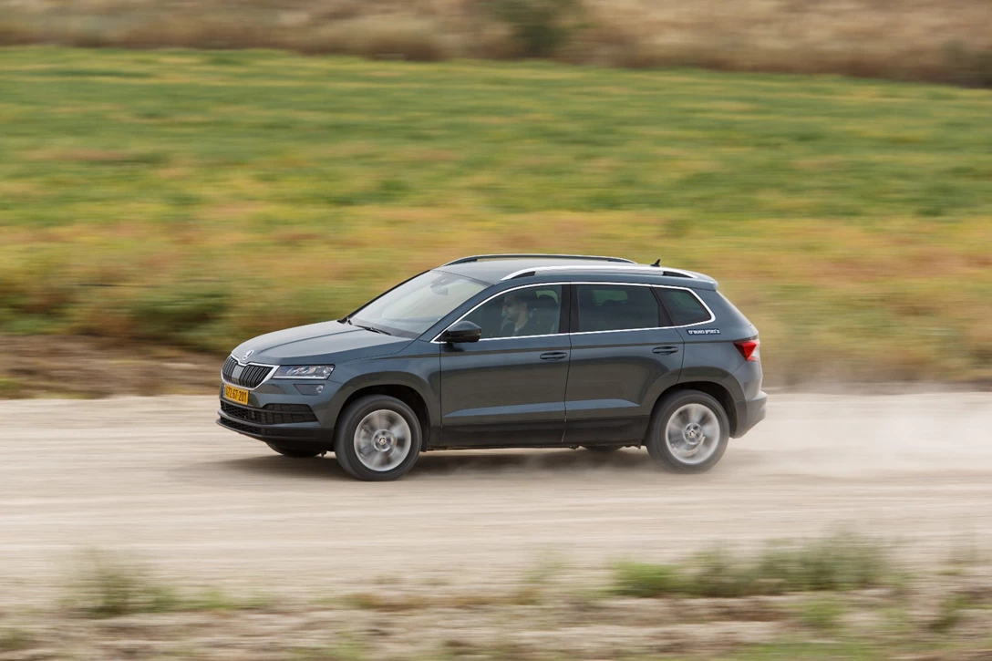 1597370-סקודה קארוק - מבחן דרכים (1.0 ל) (17).jpg