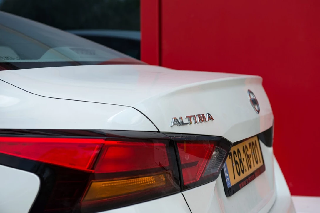 1620928-11-BY BENNY DOUTSH-28.jpg