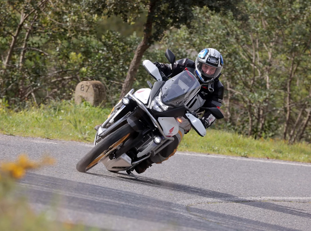 1680998-148404_Honda_XL750_Transalp_YM23_2313_JPG-min.JPG