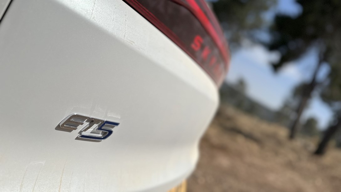 1682689-SKYWELL ET5 - 26-min.jpeg