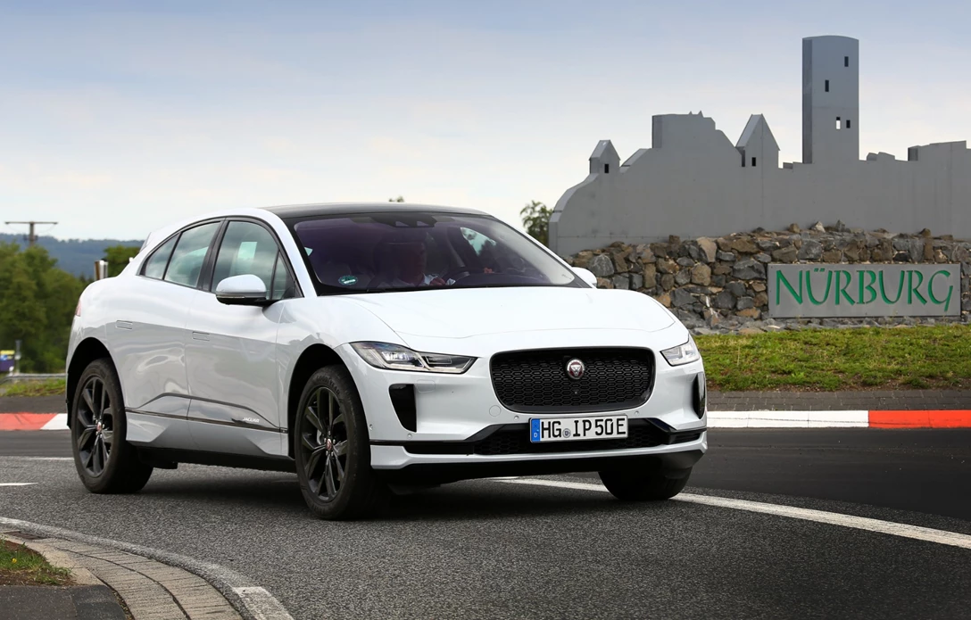 1603741-יגואר i פייס השקה עולמית (1).jpg