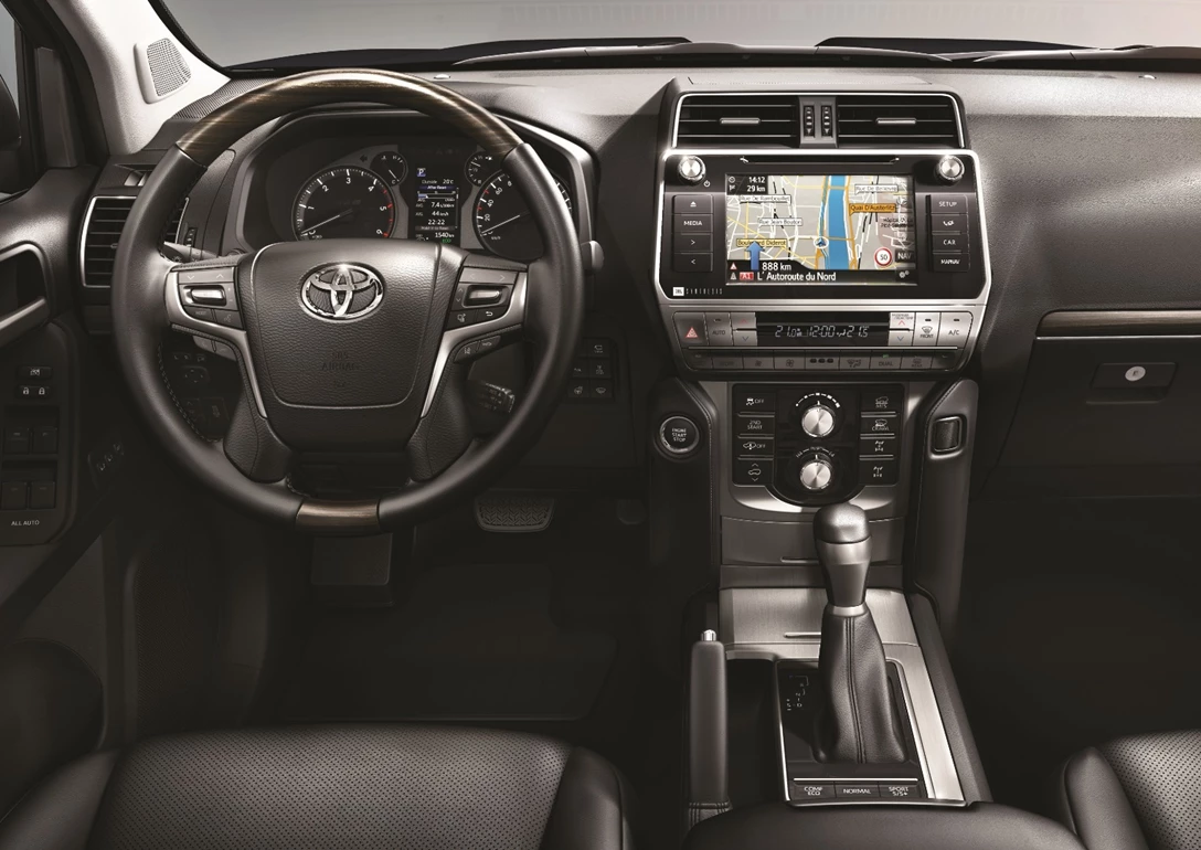 1590580-טויוטה לנד קרוזר מחודש (44).jpg