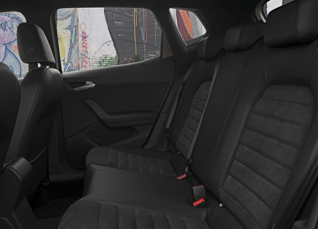 1639793-Seat-Arona-2021-07.jpg
