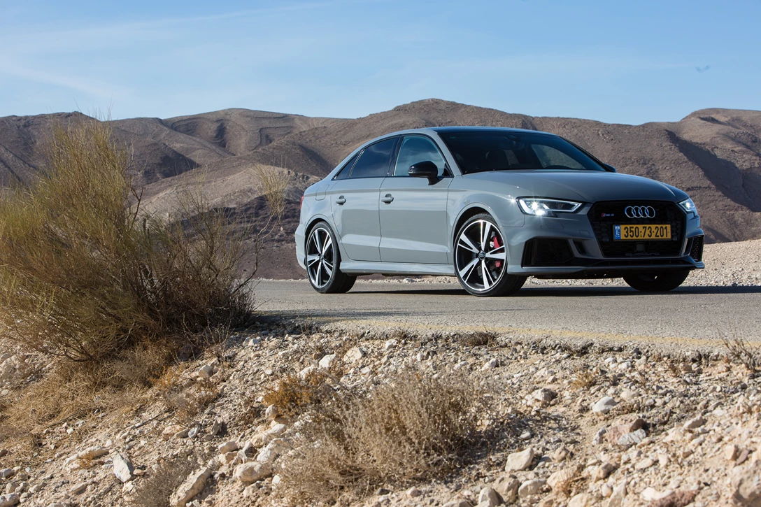 1593854-אודי RS3 מבחן דרכים (14).jpg