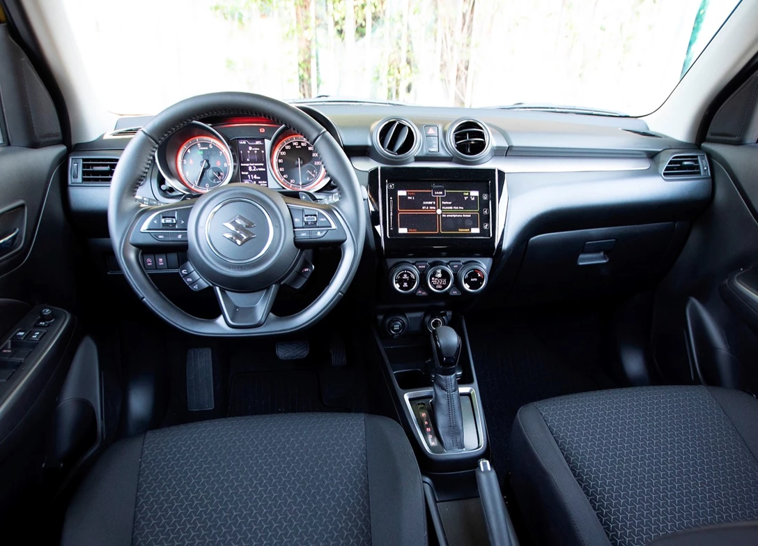 1674083-Suzuki-Swift-2023-06.jpg