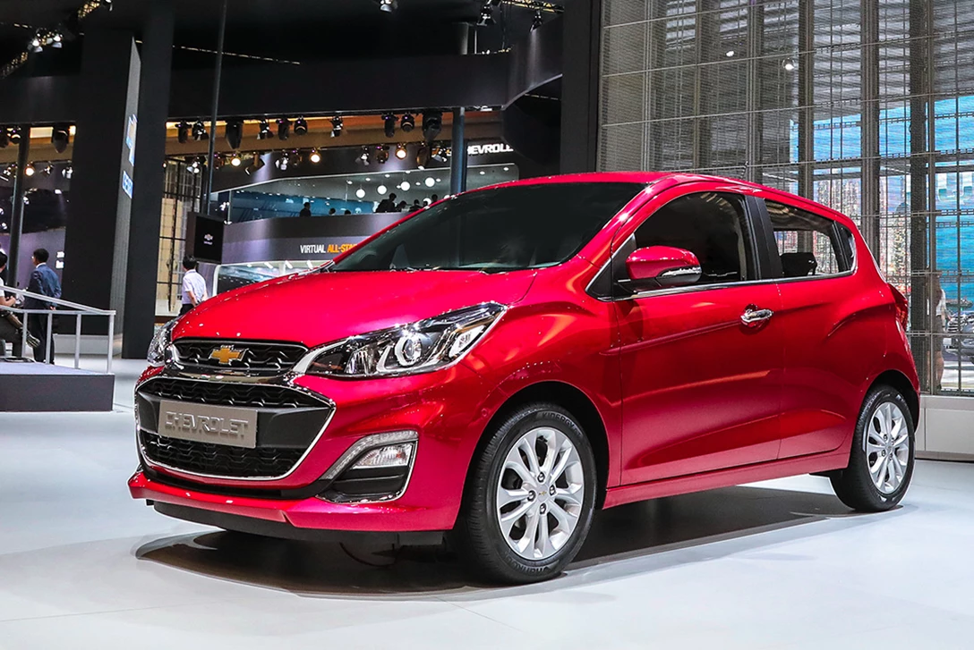 1609436-שברולט ספארק מ פנים (1).jpg