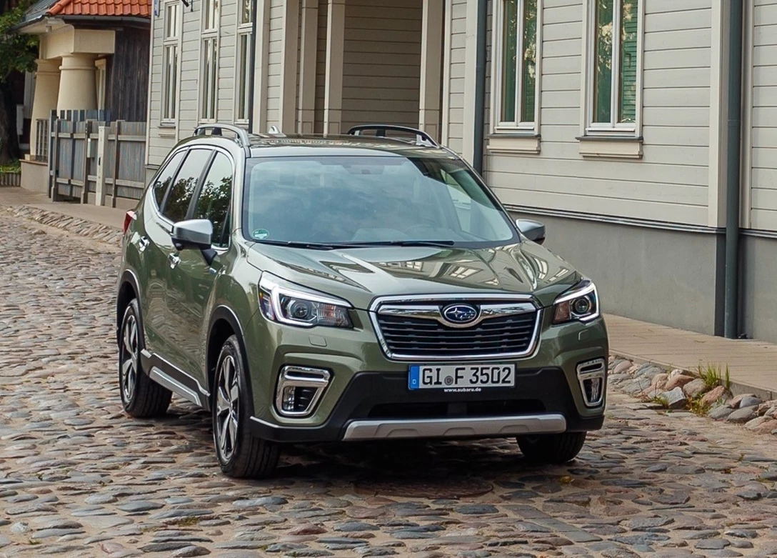 1639596-Subaru-Forester-2019-03.jpg