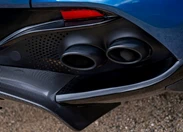 1709464-Aston_Martin-DBX707-2025-12.jpg