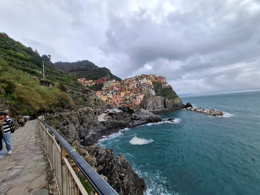 1708331-MANAROKA 6.jpg