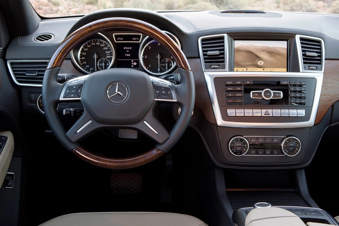 מרצדס ML קלאס 2012