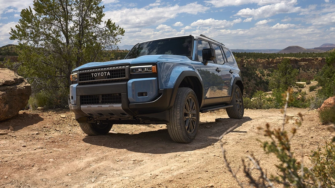 1685649-2024_Toyota_Land_Cruiser_005-min.jpg