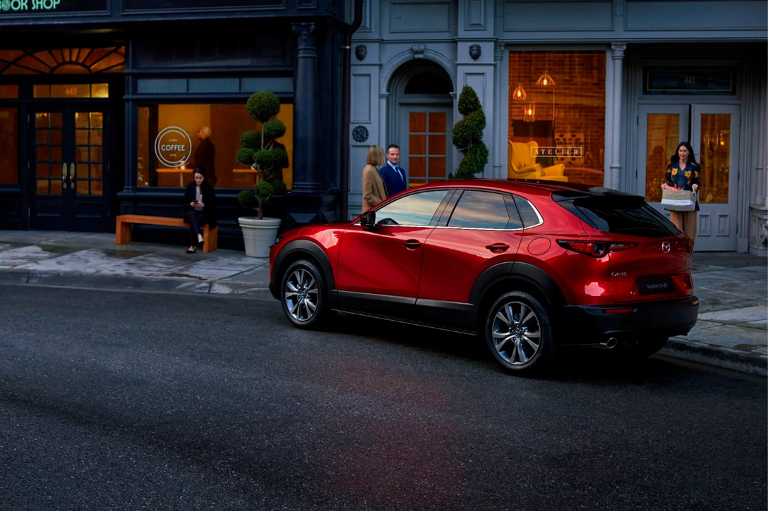 1613326-Mazda-CX-30_at_2019GIMS_8_hires.jpg