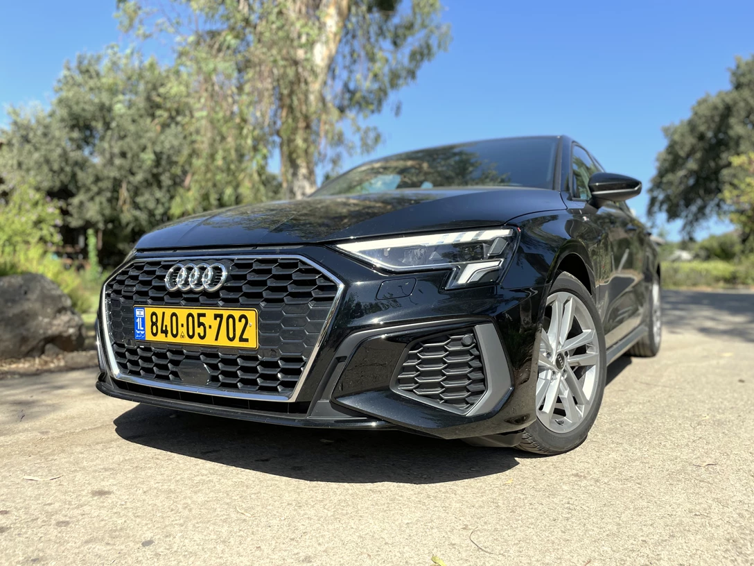 1667267-AUDI A3 - 27.jpg