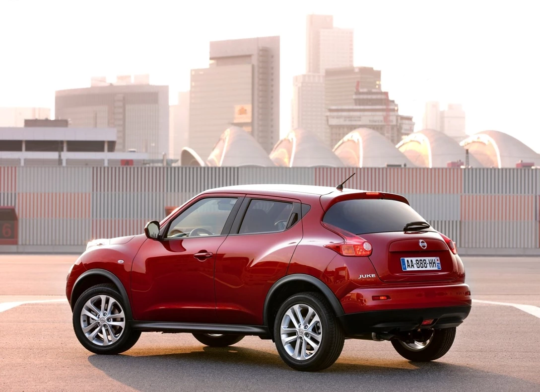 1657431-Nissan-Juke-2013-02.jpg