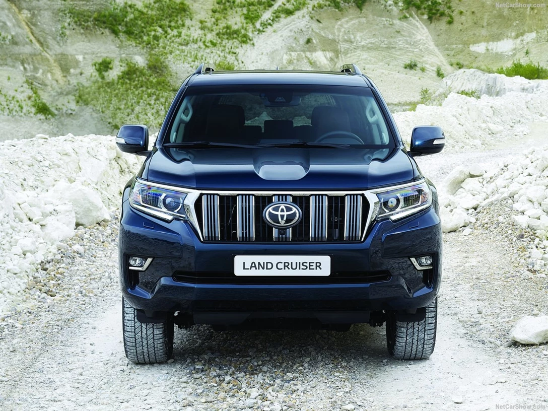 1590888-Toyota-Land_Cruiser 3.jpg