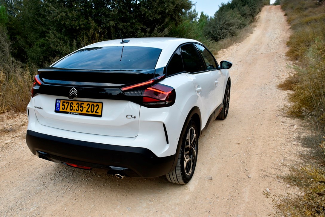 1655084-C4 D - 11.jpeg