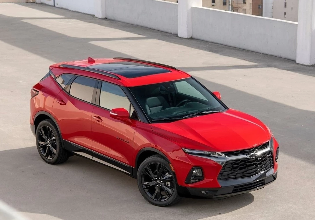 1676655-Chevrolet-Blazer-2023-01.jpg