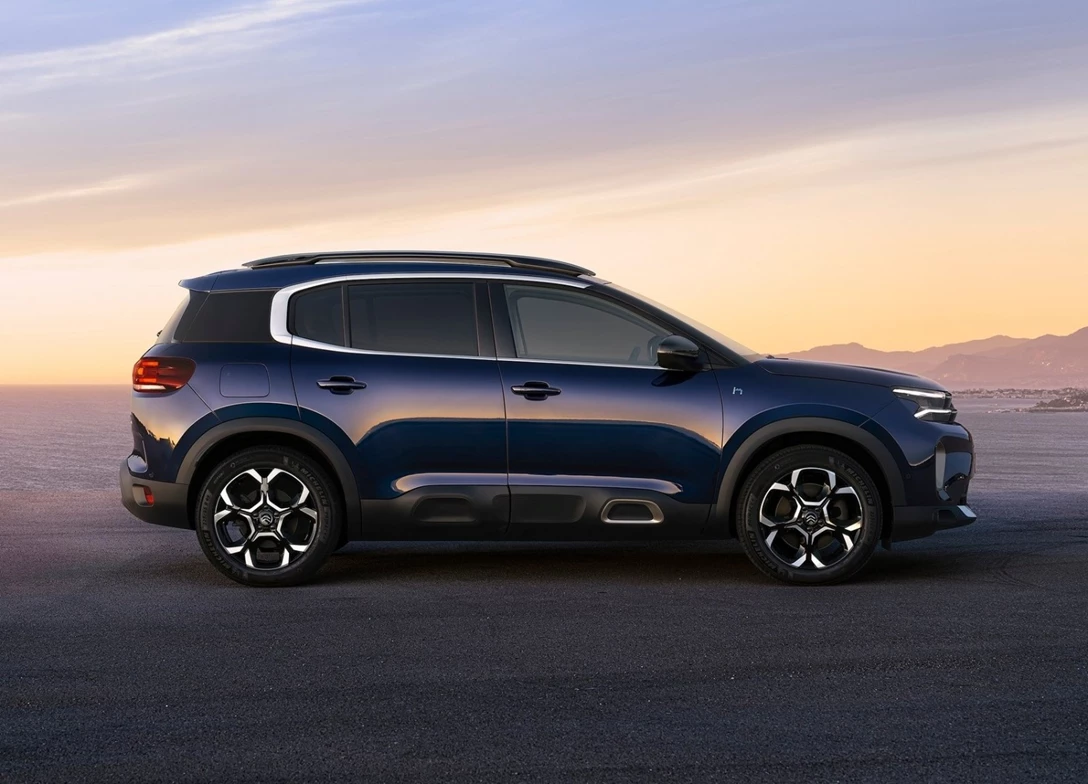 1674526-Citroen-C5_Aircross-2023-03.jpg