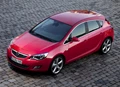 1658001-Opel-Astra-2014-01.jpg