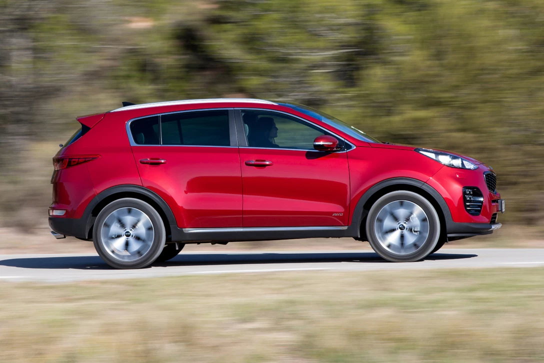 1595694-קיה סאנגיונג חבר (9).jpg