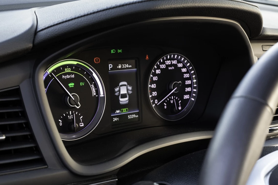 1609143-11-DDD (1).jpg