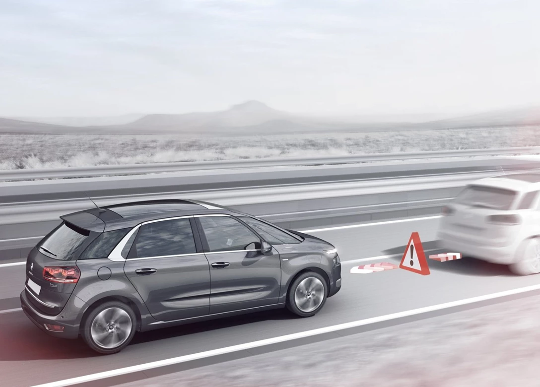 1662734-FotoJet ציטרוען עדפטיבי.jpg