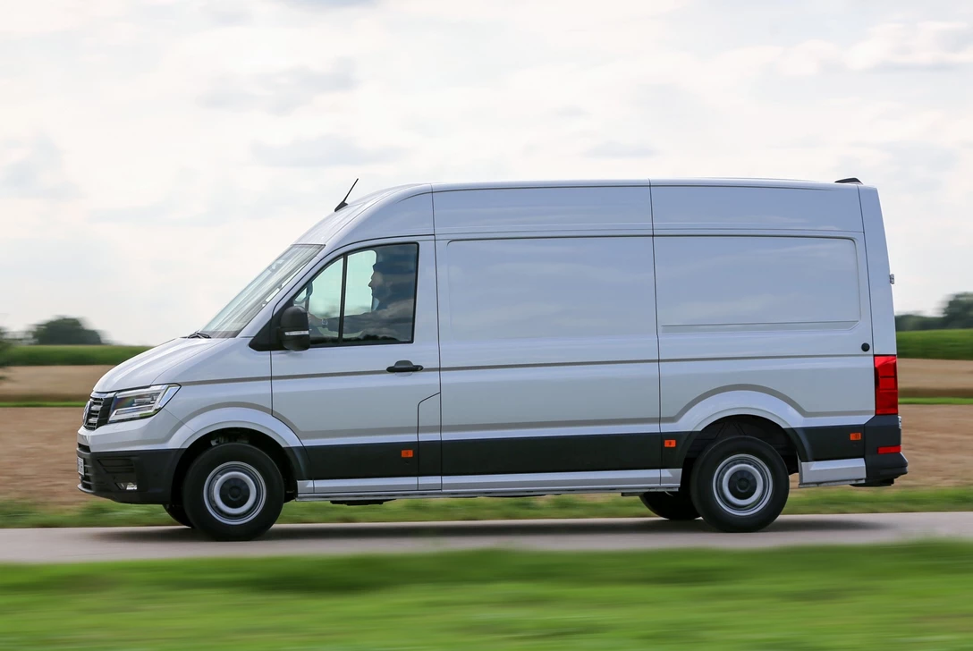 1597475-פולקסווגן קראפטר (4).jpg