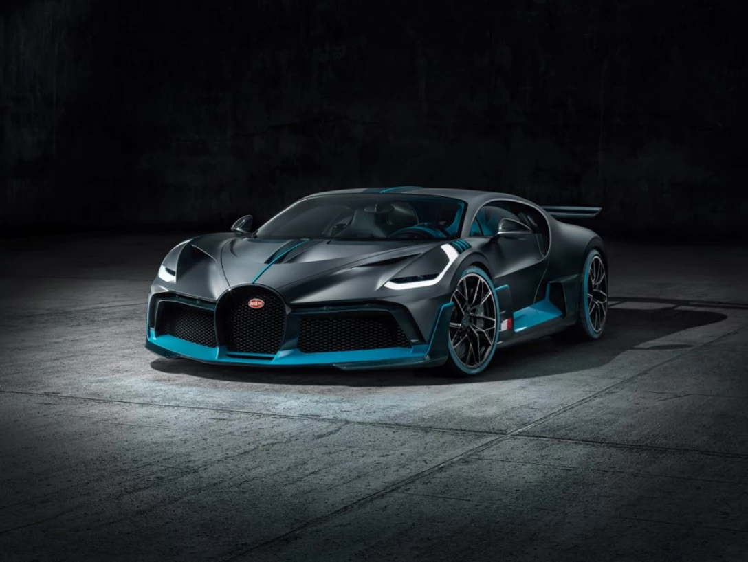 1601402-02_Bugatti-Divo_F34.jpg