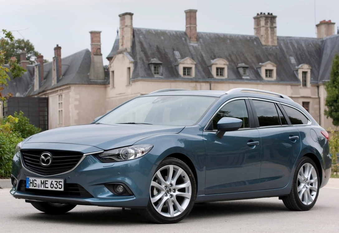 1653572-Mazda-6_Wagon-2013-1600-16.jpg